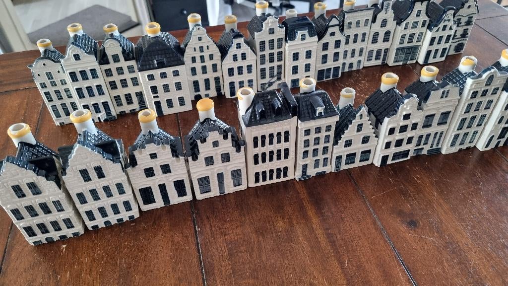 À vendre : 25 maisons KLM vides à Bols., Collections, Souvenirs Sabena, Utilisé, 41 à 60, Enlèvement ou Envoi