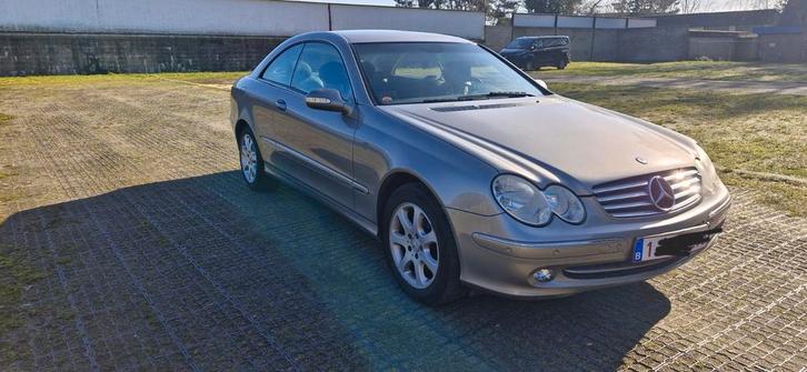 Mercedes CLK automaat benzine 166000 km, Auto's, Mercedes-Benz, Particulier, 200-Serie, Cruise Control, Zetelverwarming, Benzine