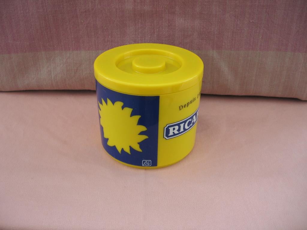 Ricard ijsemmer plast geel rond deksel handvat rond., Ophalen of Verzenden, Zo goed als nieuw, Gebruiksvoorwerp