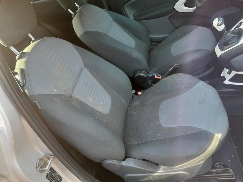 STOEL RECHTS VOOR Ford Ka II (01-2008/05-2016), Gebruikt, Ford