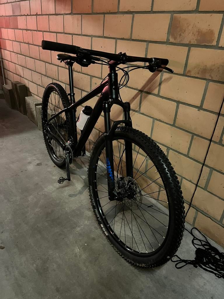 Cube Aim mountainbike, Fietsen en Brommers, Ophalen, Zo goed als nieuw