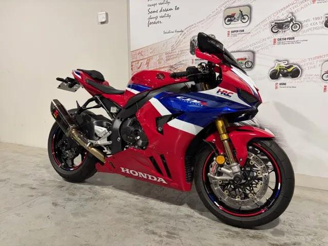 Honda Fireblade CBR1000RR-R SP in nieuwstaat (bj 2025), Bedrijf, Super Sport, Meer dan 35 kW, 1000 cc