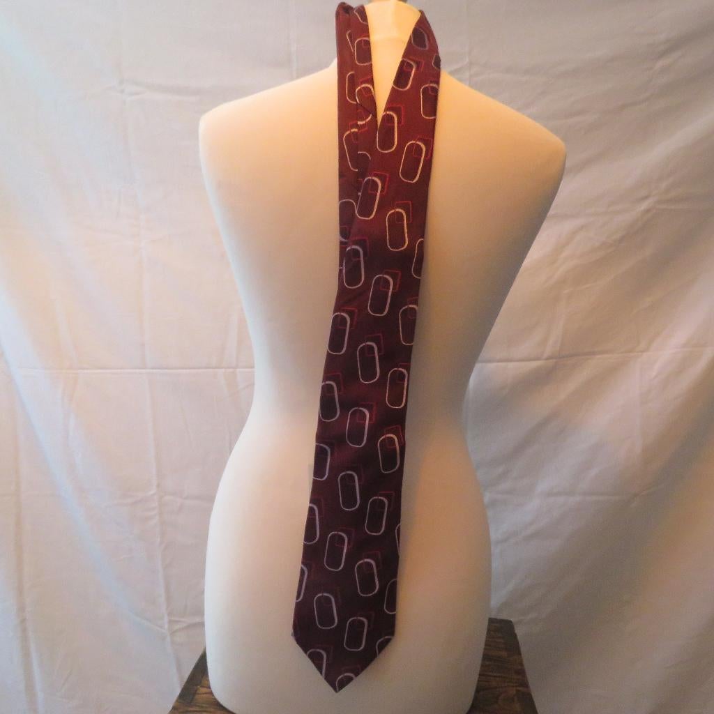 Stropdas Escada 100% zijde, Ophalen of Verzenden