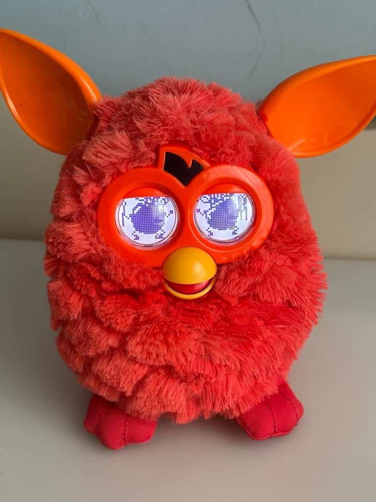 Hasbro Furby Hot Fur Phoenix interactieve knuffel, Ophalen of Verzenden, Zo goed als nieuw