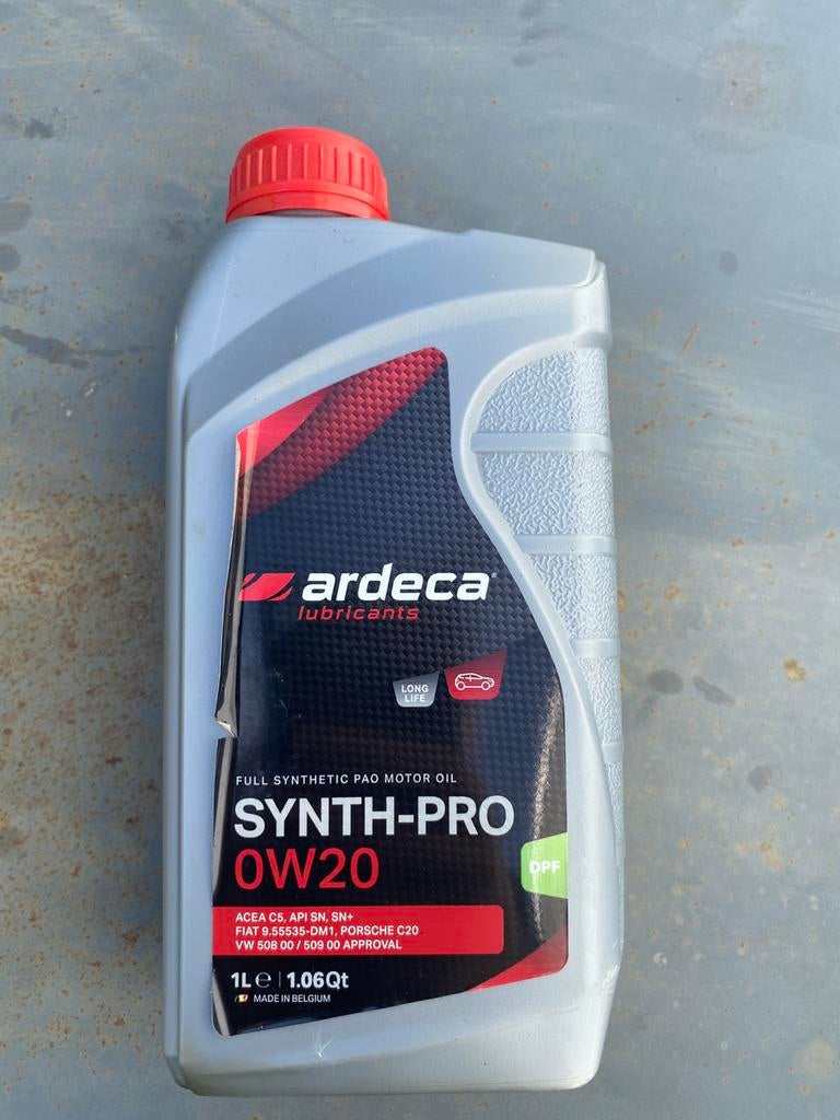 Huile moteur 0W20, Autos : Divers, Produits d'entretien, Enlèvement