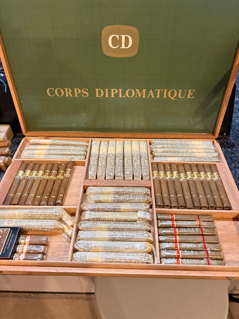 Sigaar doos van vroeger, Ophalen, Gebruikt, Sigarenbandjes