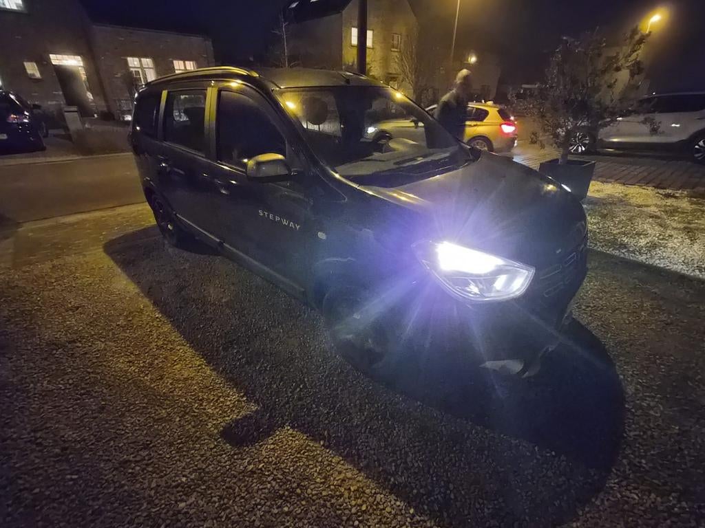 Dacia Lodgy 1.2 Benzine , bwj. 2017, Autos, Dacia, Achat, Entreprise, Lodgy, Bluetooth