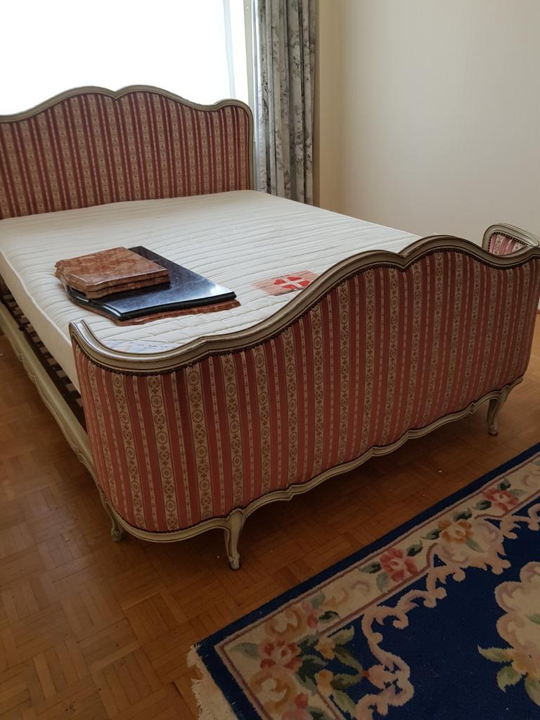 Superbe lit louis xv patiné, Enlèvement