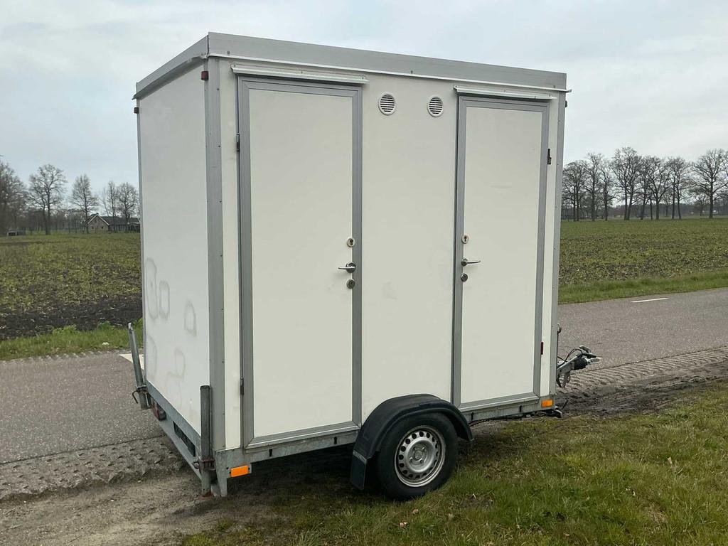 EuroWagon 2-personen Toiletwagen, Gebruikt