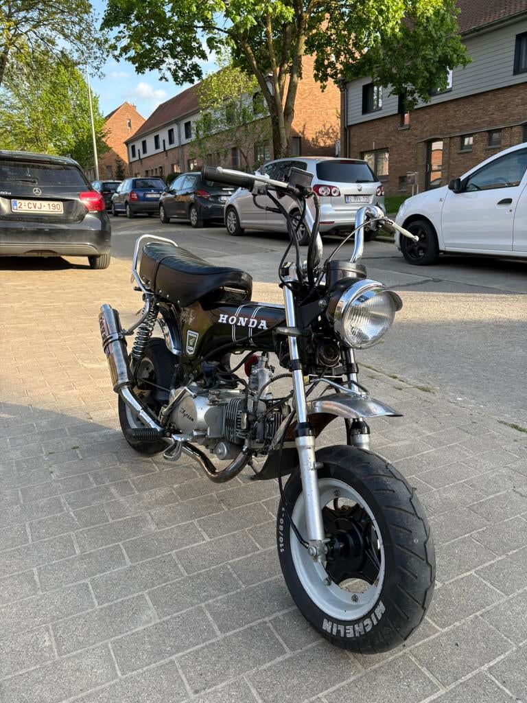 Dax b klasse 125cc, Ophalen