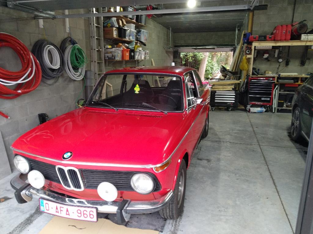 BMW 1602, Auto's, BMW, Particulier, Overige modellen, Benzine, Coupé, 2 deurs, Handgeschakeld, Rood, Achterwielaandrijving, Ophalen