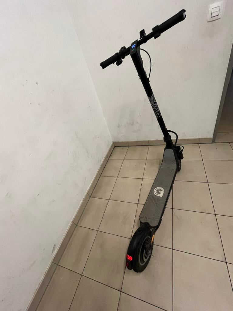 Step urban glide 100 evo, Fietsen en Brommers, Steps, Ophalen, Zo goed als nieuw, Elektrische step (E-scooter)