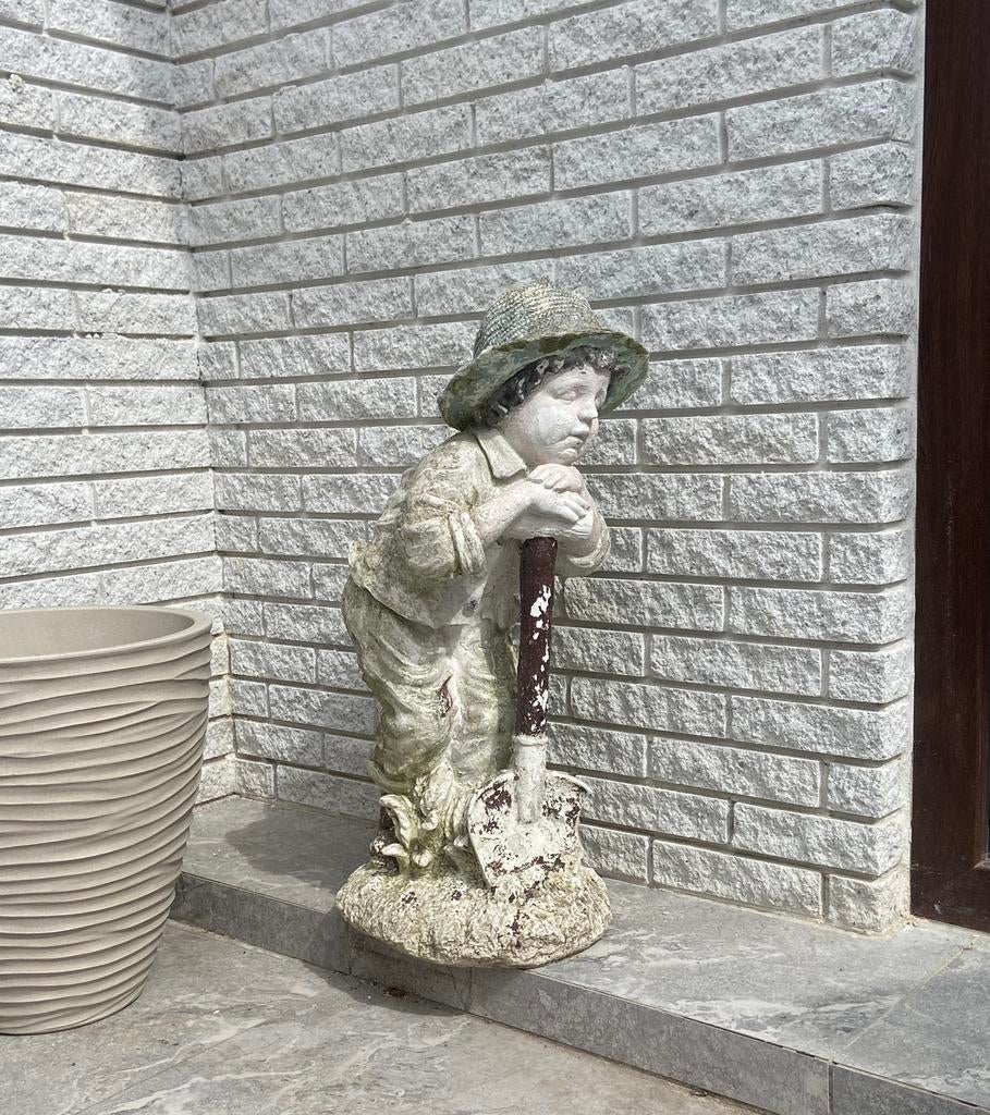 Tuinbeeld jongen met schop – 70 cm – zwaar decoratie beeld, Ophalen, Gebruikt