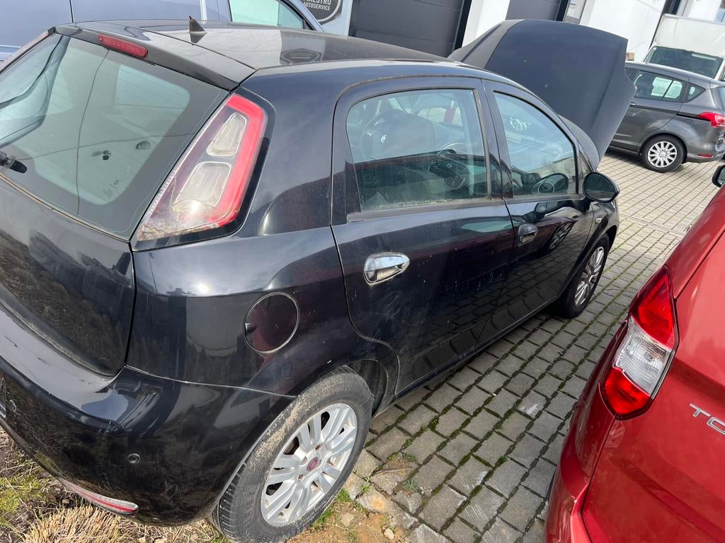 Fiat punto 2012 euro5 motor tikt, Ophalen, Fiat