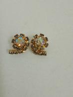 Oorclips goud strass nieuw, Bijoux, Sacs & Beauté, Boucles d'oreilles, Neuf, Enlèvement ou Envoi, Or, Avec strass