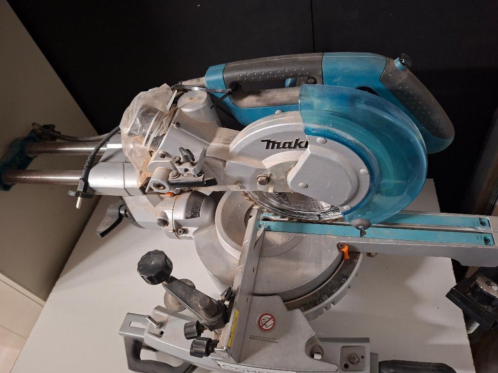 gereedschap, Ophalen of Verzenden, Gebruikt, Afkortzaag