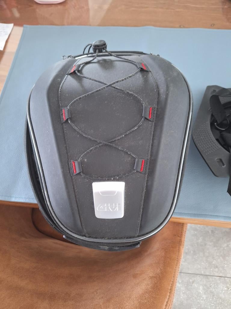 Givi zadeltas, Motoren, Ophalen of Verzenden