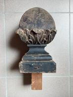 19de eeuws houten  trapornament, Ophalen