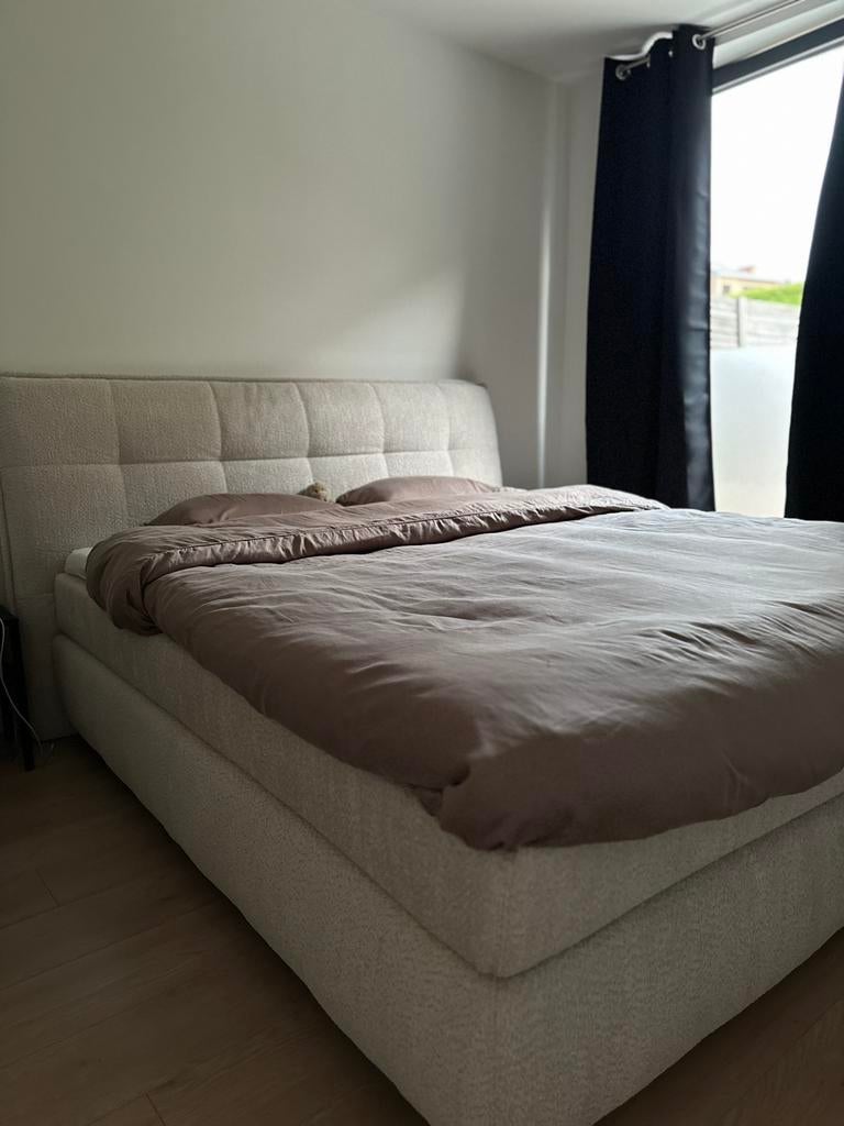 Beige boxspring 180 x 200, Huis en Inrichting, Slaapkamer | Boxsprings, Ophalen, Beige, Tweepersoons, Zo goed als nieuw