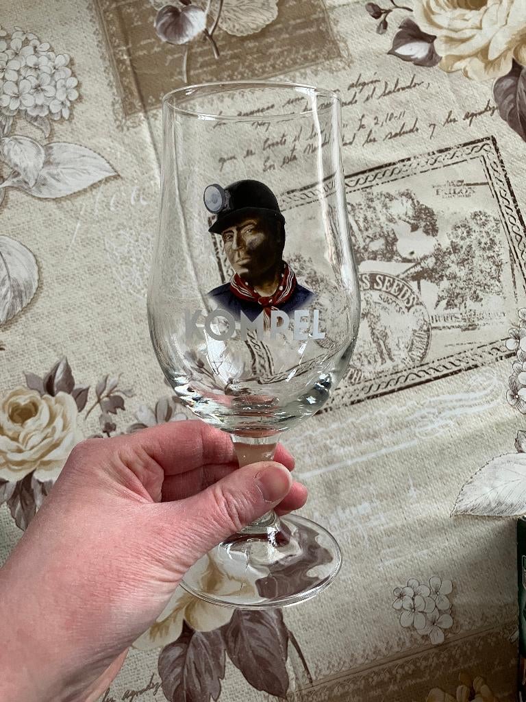 Kompel bierglas, Verzamelen, Ophalen of Verzenden, Bierglas