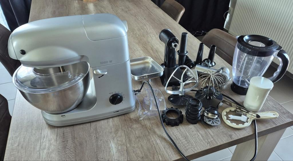 Keuken robot met toebehoren, Ophalen of Verzenden, Zo goed als nieuw