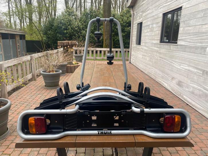 Fietsdrager Thule voor 2 gewone fietsen, Auto diversen, Fietsendragers, Gebruikt, Ophalen