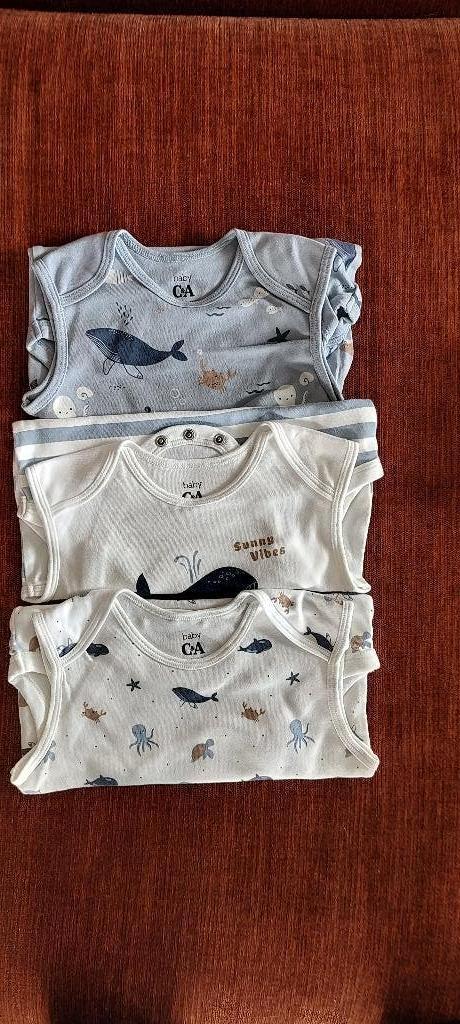 Barboteuse à manches courtes taille 104, Garçon, C&A, Autres types, Comme neuf