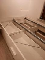 Cadre de lit IKEA avec 4 tiroirs, Maison & Meubles, Chambre à coucher | Lits, Enlèvement, Utilisé, Deux personnes, Blanc