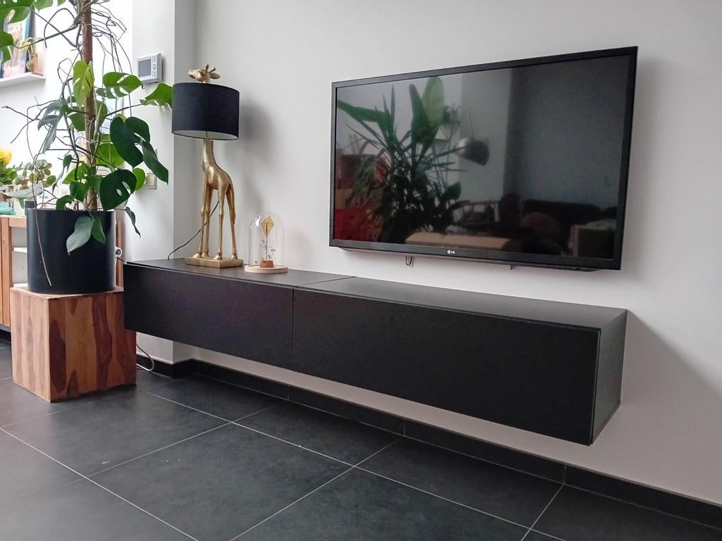 TV hangmeubel mat zwart, Enlèvement