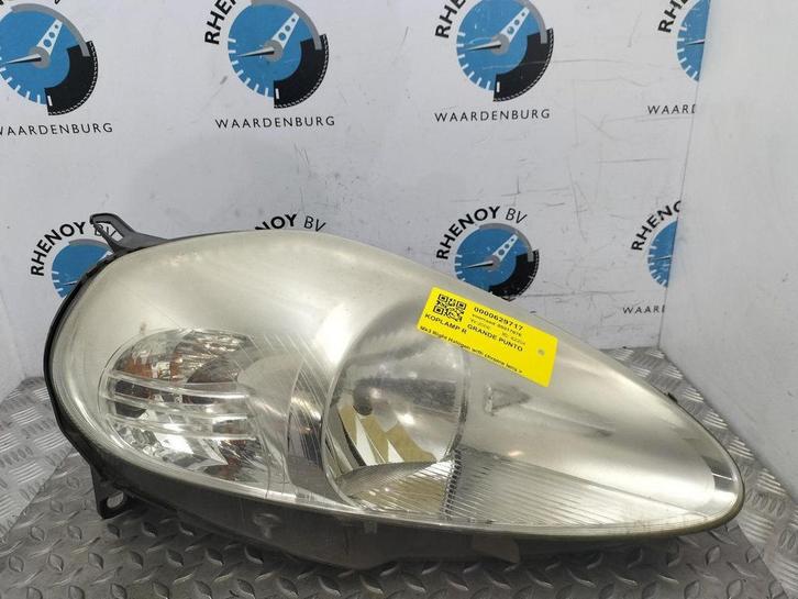 FIAT GRANDE PUNTO 1.4-16V Sport  KOPLAMP R 2006, Autos : Pièces & Accessoires, Éclairage, Utilisé, ARN reconnu, Stiba membre, Reconnu durable
