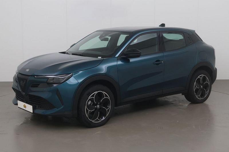 Alfa Romeo Junior E- 54 kwh 156 AT, Auto's, Alfa Romeo, Automaat, Gebruikt, Zwart, Overige bekleding