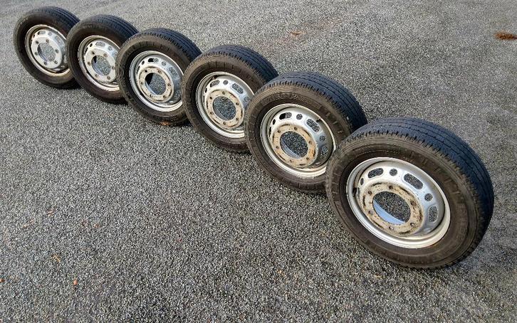 6 pneus été renforcés 195/75-16C sur jantes VW Crafter, Autos : Pièces & Accessoires, Pneus & Jantes, Pneus et Jantes, Pneus été