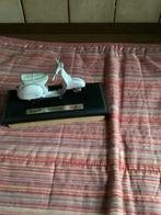 model 160 GS vespa 1/18 Maisto  jaar 1962 in verpakking, Ophalen of Verzenden, Zo goed als nieuw, Motor, Maisto