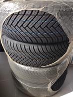 4 pneus neufs Superia 4 saisons 215/55/18, Prix ferme 240€ !, Autos : Pièces & Accessoires, Pneus & Jantes, Neuf, 215 mm, 4 Saisons