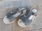 Een paar comfortabele sandalen, maat 38, als nieuw, Gris, Comme neuf, Enlèvement, Sandales et Mûles