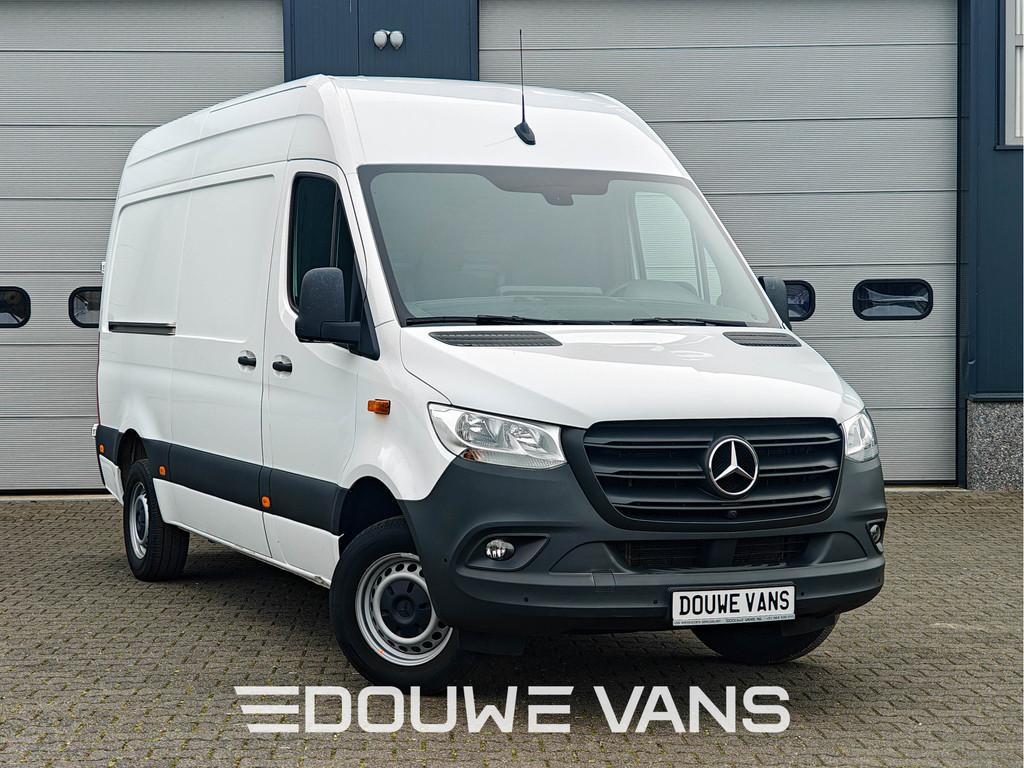 Mercedes-Benz Sprinter L2 H2 317 MBUX 360 Camera Navigatie G, Auto's, Bestelwagens en Lichte vracht, Bedrijf, Te koop, ABS, Airconditioning