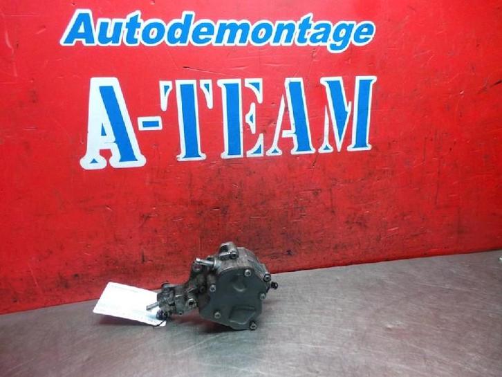 BRANDSTOFPOMP DIESEL Polo IV (9N1 / 2/3) (038145215), Auto-onderdelen, Brandstofsystemen, Volkswagen, Gebruikt