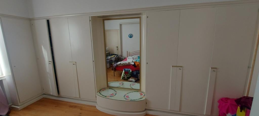 Garde robe 7 portes miroir dorure
