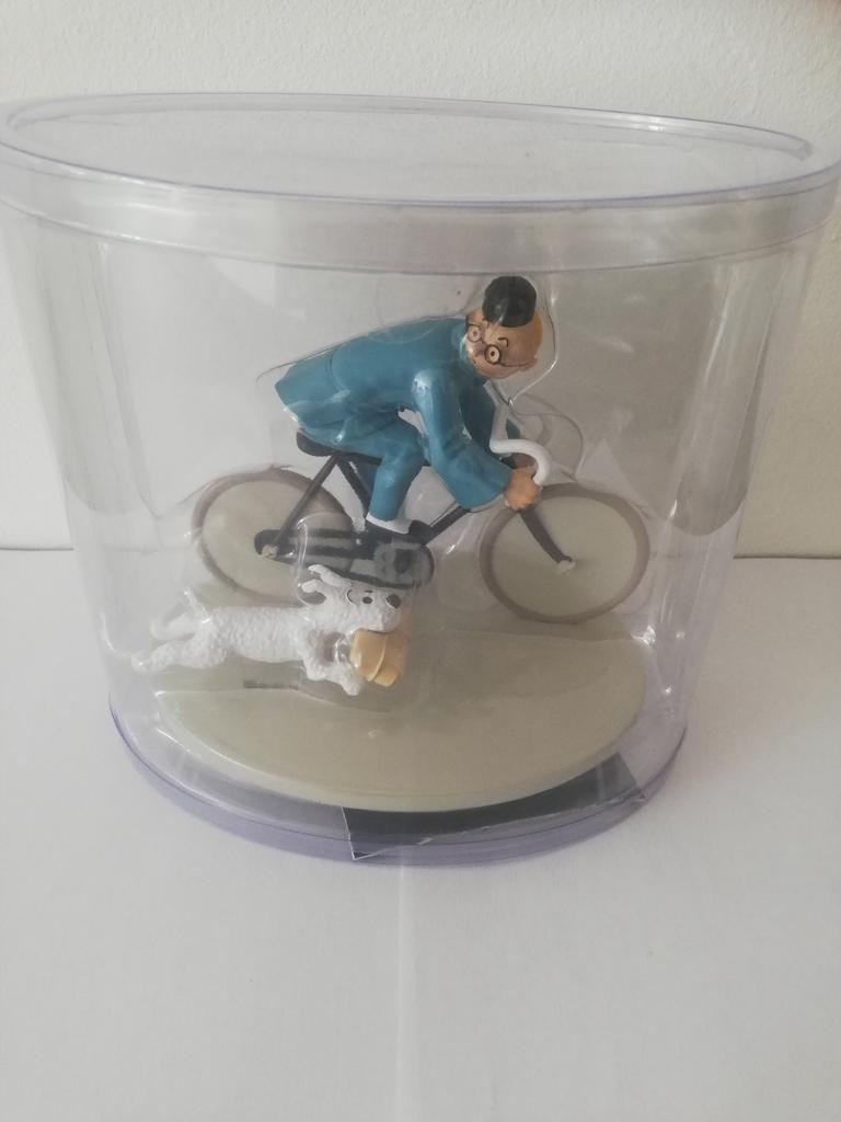 Gekleurd Kuifje op een fietsfiguur, Ophalen of Verzenden, Kuifje