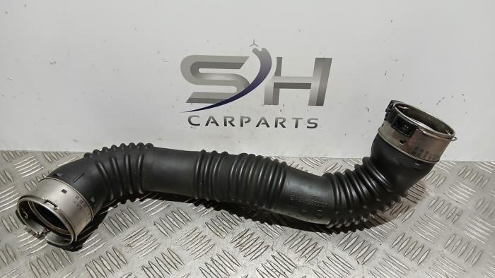 Tube intercooler d'un Mercedes B-Klasse, Autos : Pièces & Accessoires, Climatisation & Chauffage, Mercedes-Benz, Utilisé, 3 mois de garantie