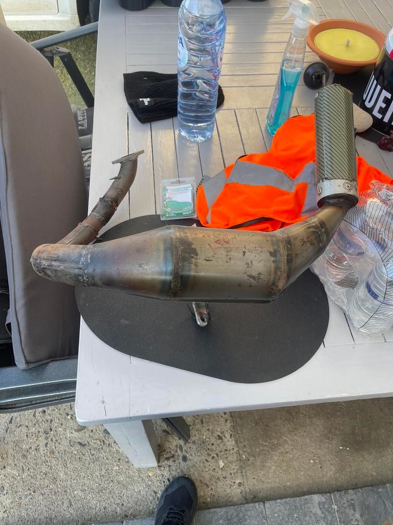 2 takt TT style uitlaat met carbon demper, Ophalen, Gebruikt