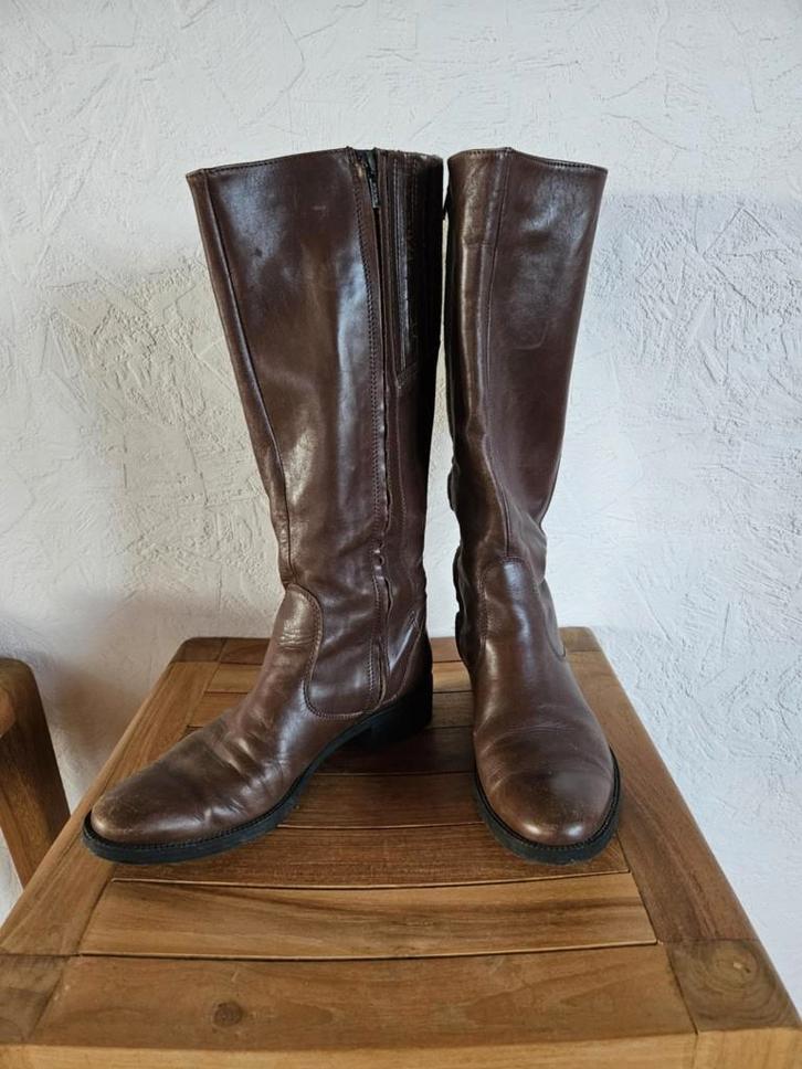 Bottes hautes GEOX brunes pointure 38 CUIR, Kleding | Dames, Schoenen, Gedragen, Hoge laarzen, Bruin, Ophalen of Verzenden