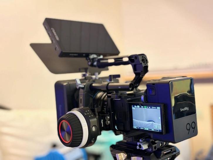 Sony ZV-E10 II (full rig), Audio, Tv en Foto, Videocamera's Digitaal, Zo goed als nieuw, Camera, Overige soorten, Sony, Minder dan 8x