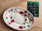 plat ovale vintage HBCM décor Daisyl vaisselle ancienne, Maison & Meubles, Cuisine | Vaisselle, Enlèvement ou Envoi, Céramique