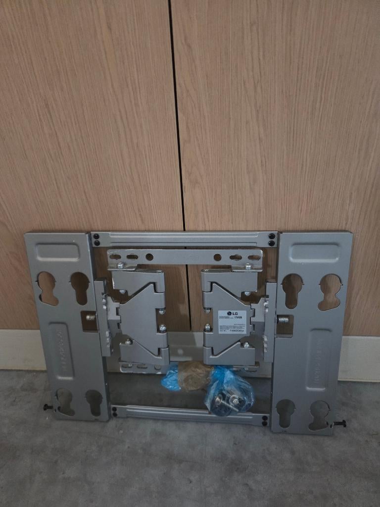 LG - OTW420B, Audio, Tv en Foto, Ophalen, Zo goed als nieuw