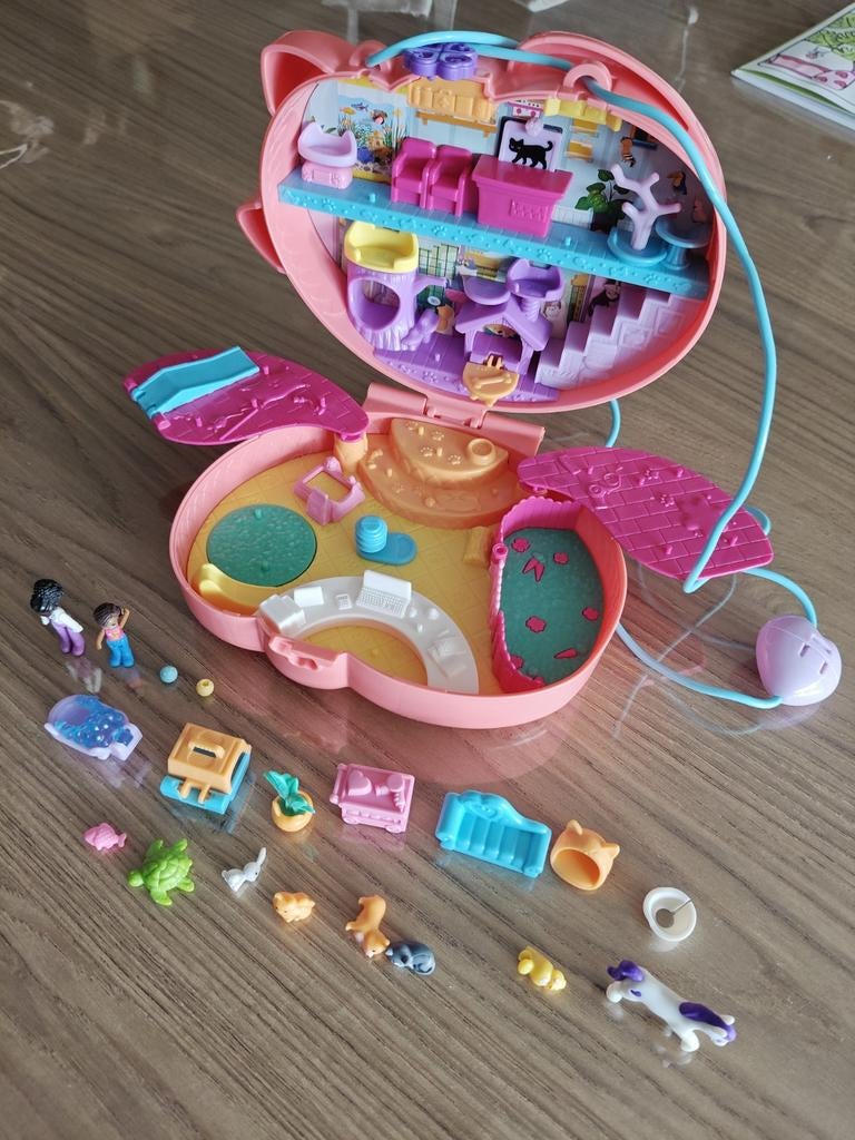 Polly Pocket starring Shani Knuffelkat koffer - Speelfiguren, Ophalen