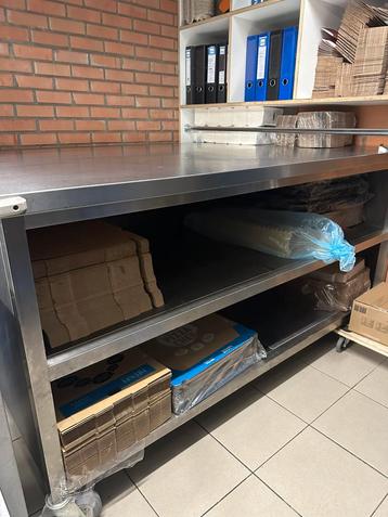 Snijtafel beschikbaar voor biedingen