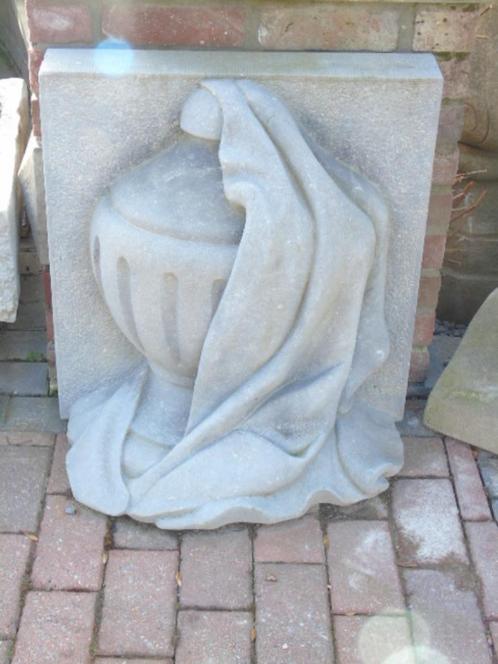 frontonbassin in blauwe steen, in de massa gesneden, Tuin en Terras, Tuinwanddecoratie, Gebruikt, Ophalen
