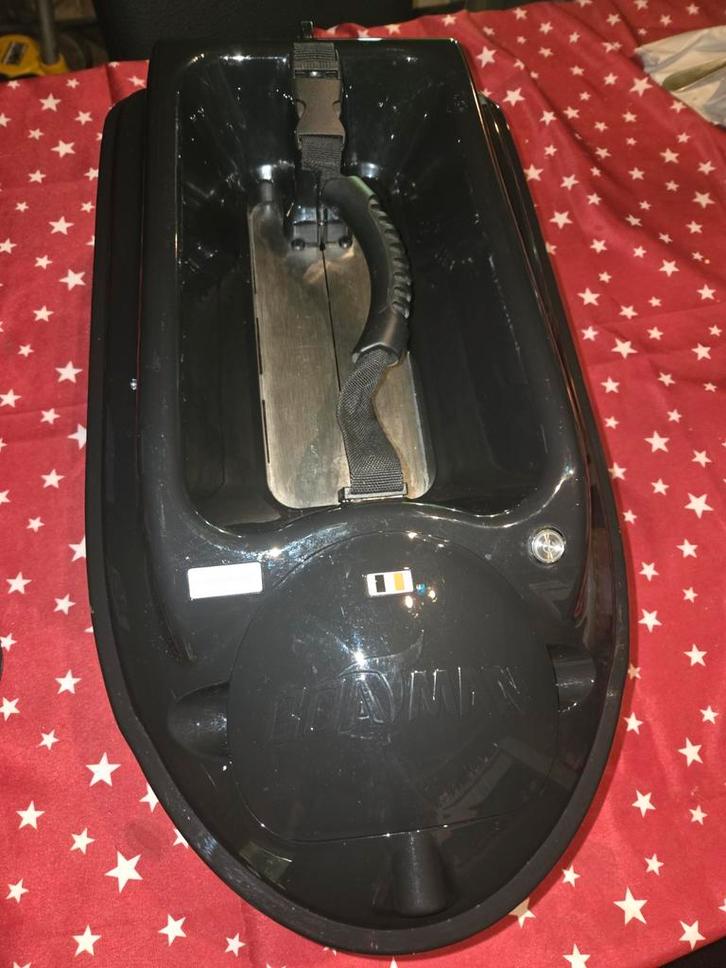 Mooie voerboot van boatman 1j oud, Watersport en Boten, Hengelsport | Karpervissen, Ophalen