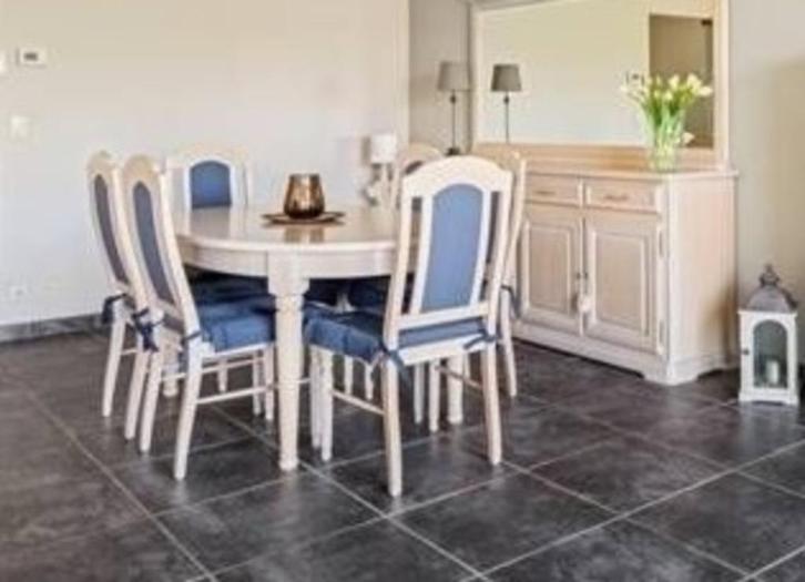 eetplaats/dressoir/eettafel/tv-kast, Huis en Inrichting, Complete eetkamers, Gebruikt, Ophalen